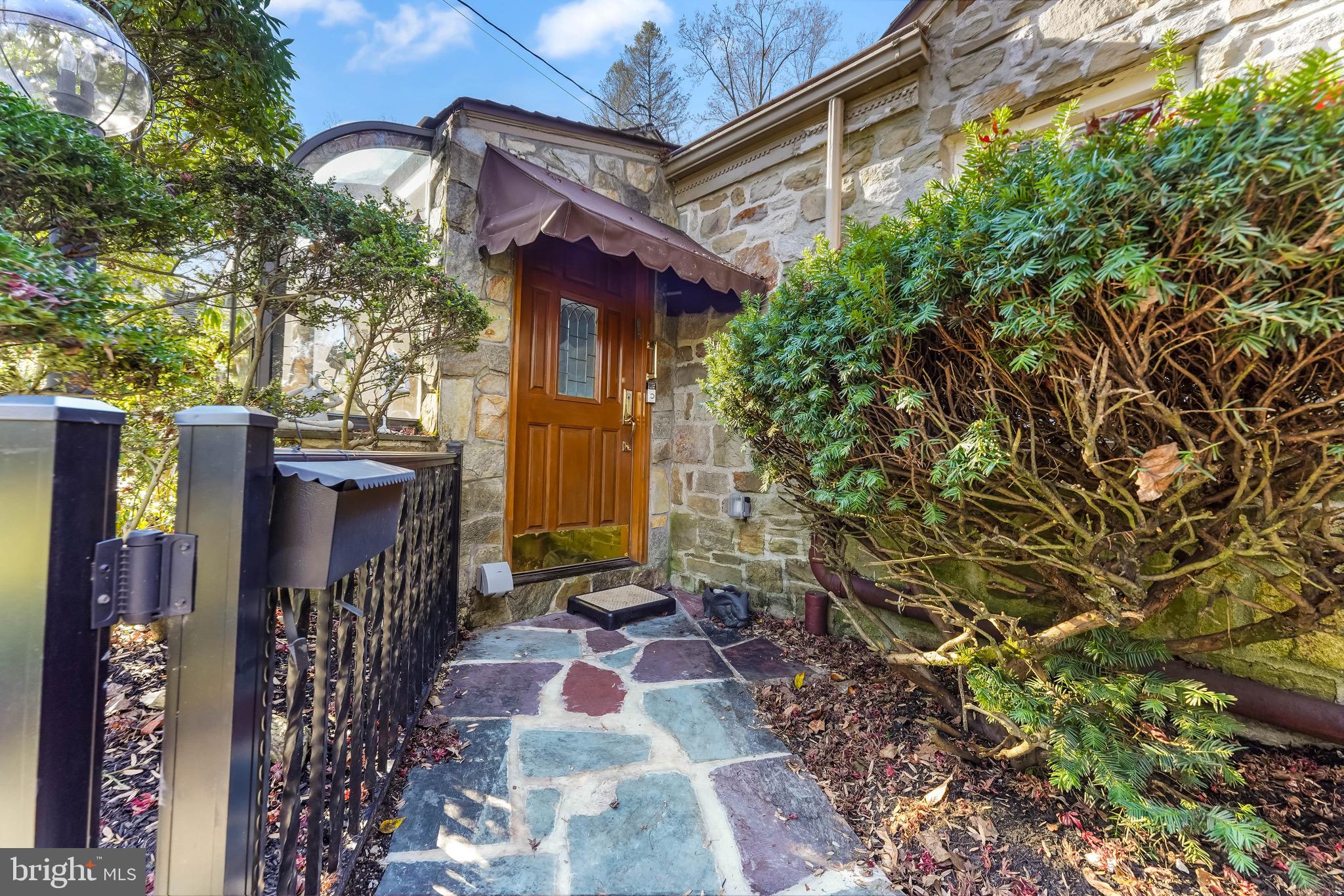 1644 Hampton Road Abington, PA 19001 - Photo 4 of 33