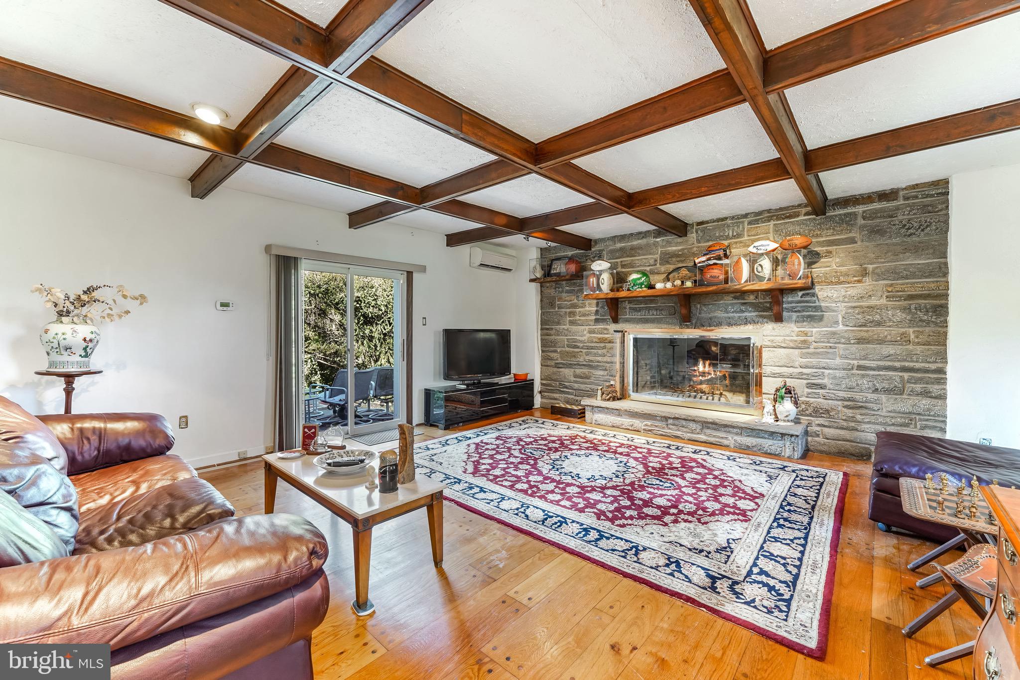 1644 Hampton Road Abington, PA 19001 - Photo 7 of 33