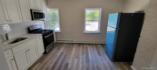 $2,300 | 463-465 Main Street, Unit C, Islip, NY 11751