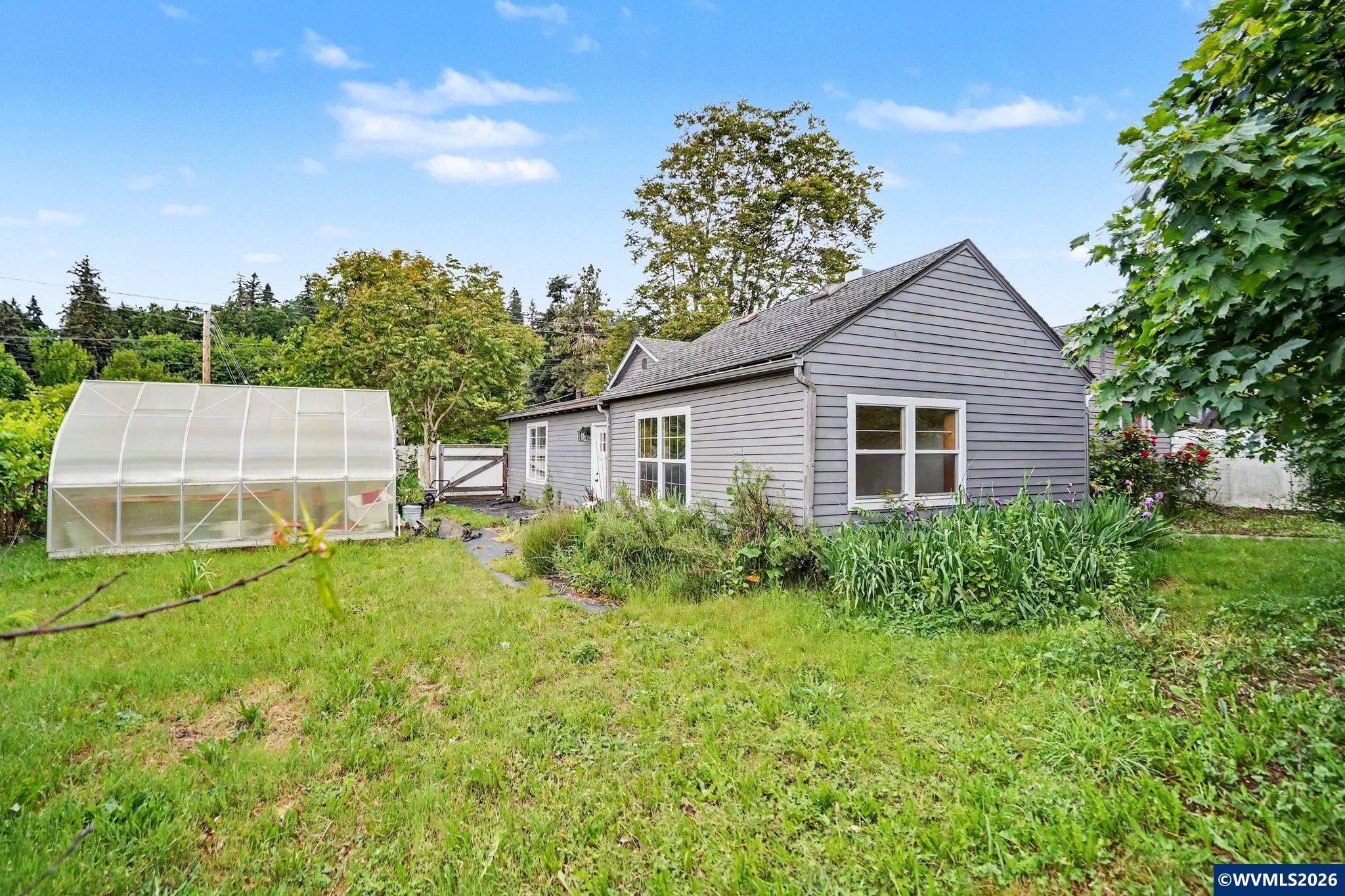 508 South 2nd Street Silverton, OR 97381 - Photo 25 of 29