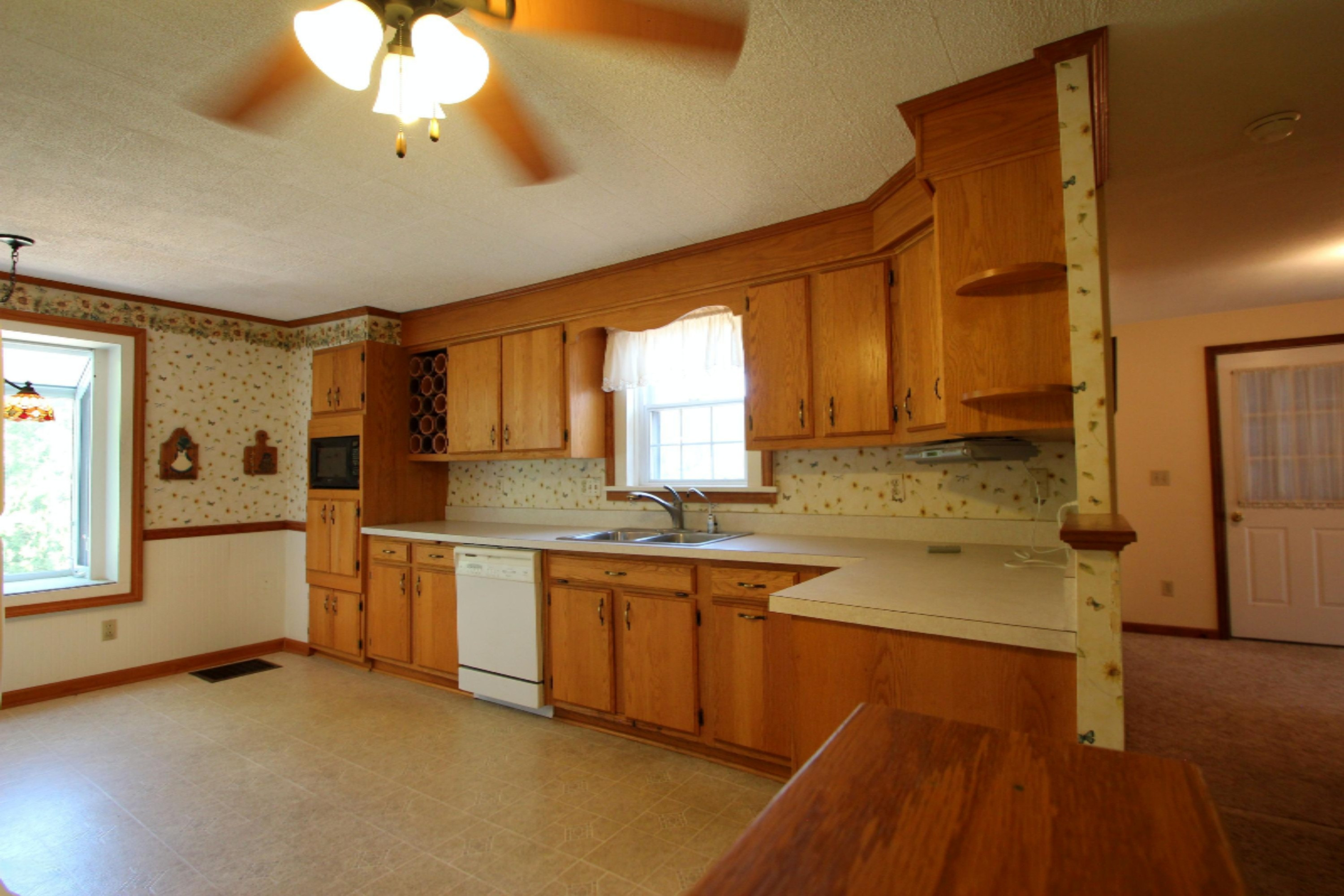 60944 Creek Road Niles, MI 49120 - Photo 11 of 44 IMG_2451