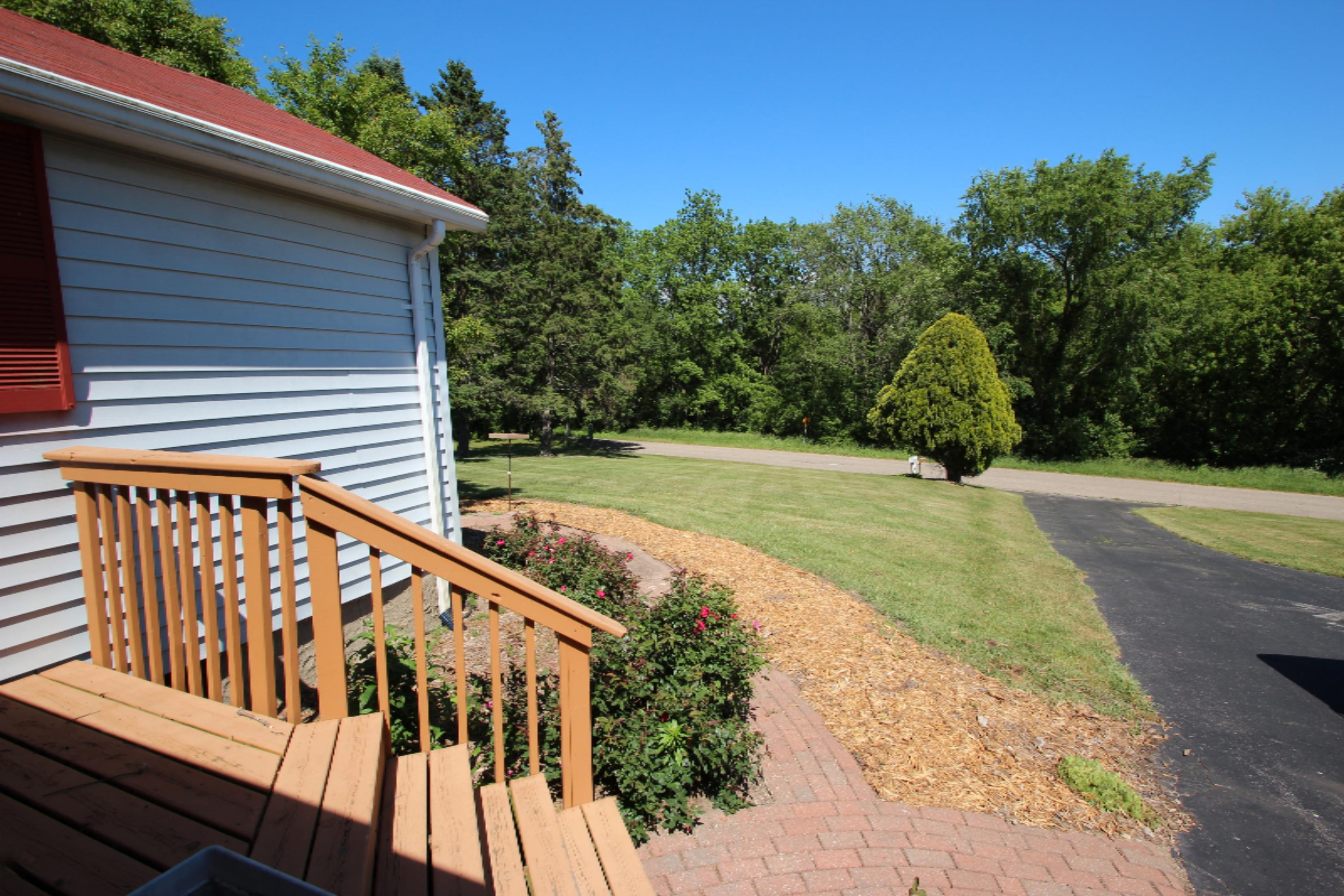 60944 Creek Road Niles, MI 49120 - Photo 3 of 44 IMG_2477
