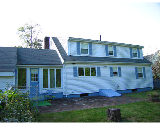10 Summer Hill Road Maynard, MA 01754 - Photo 3 of 18
