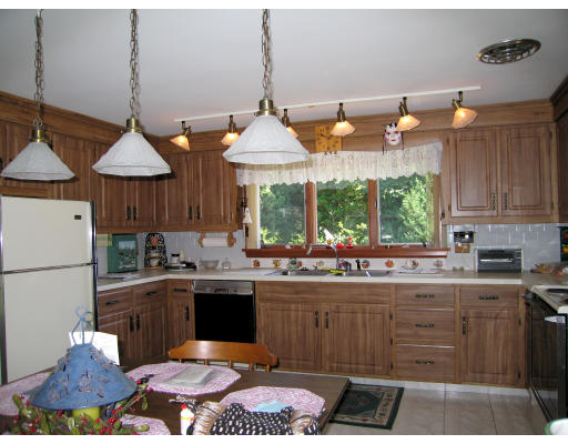 10 Summer Hill Road Maynard, MA 01754 - Photo 10 of 18