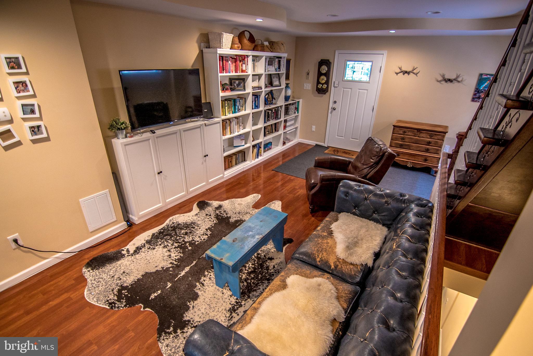 344 Vernon Road Philadelphia, PA 19119 - Photo 10 of 48 Gallery Image 10