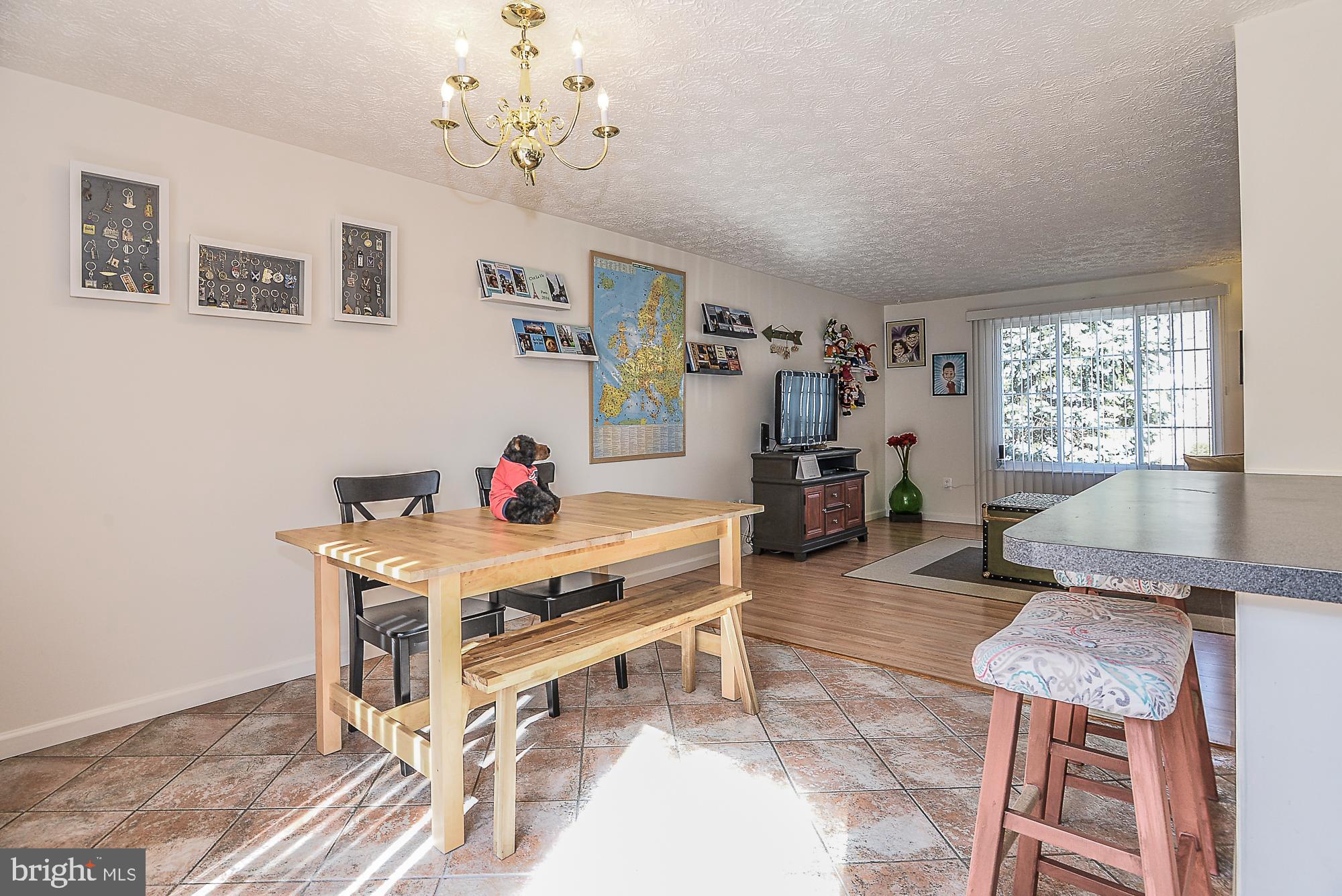 8291 Raindrop Way Springfield, VA 22153 - Photo 14 of 40