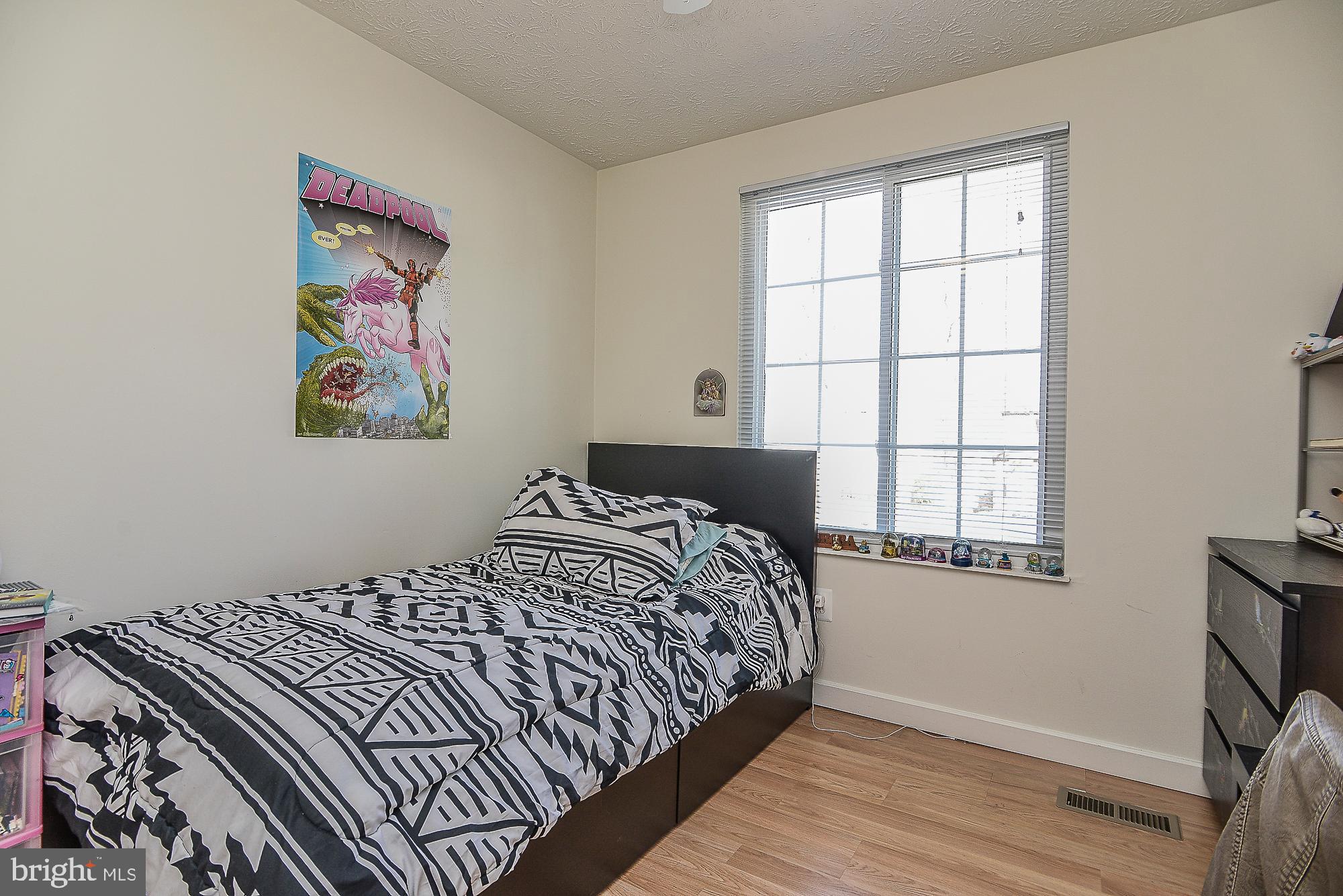 8291 Raindrop Way Springfield, VA 22153 - Photo 16 of 40