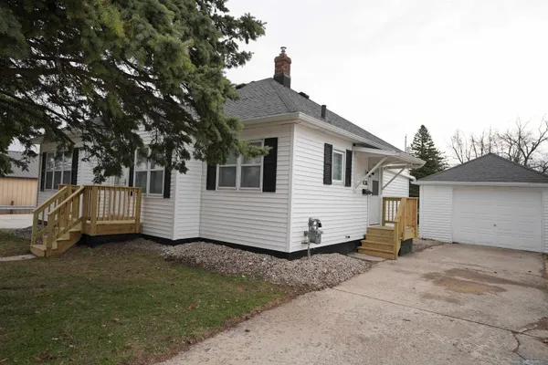 $189,900 | 436 North Madison Street, Chilton, WI 53014