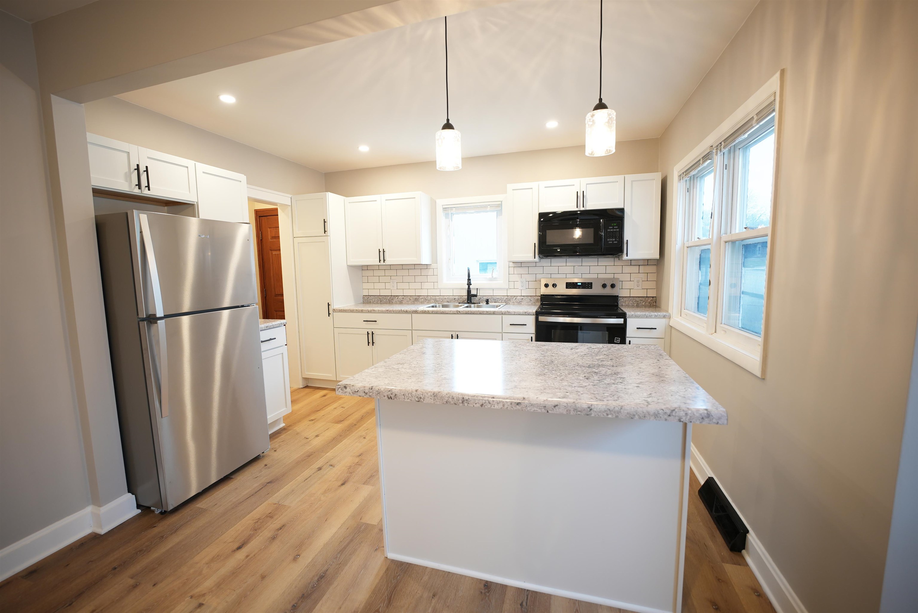 436 North Madison Street Chilton, WI 53014 - Photo 2 of 17