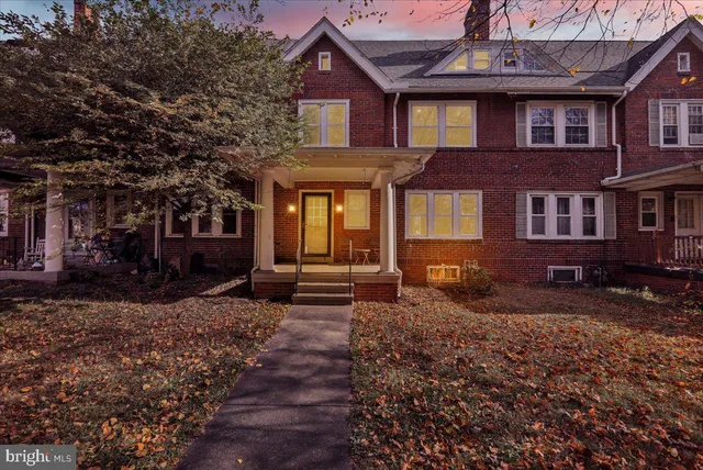 $319,900 | 105 South Park Road, Reading, PA 19610