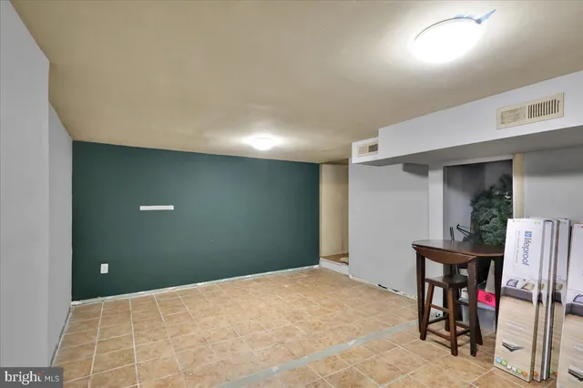 $319,900 | 105 South Park Road, Reading, PA 19610