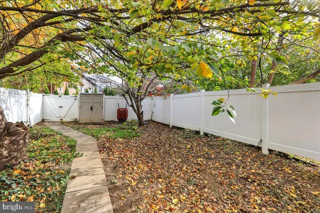 $319,900 | 105 South Park Road, Reading, PA 19610