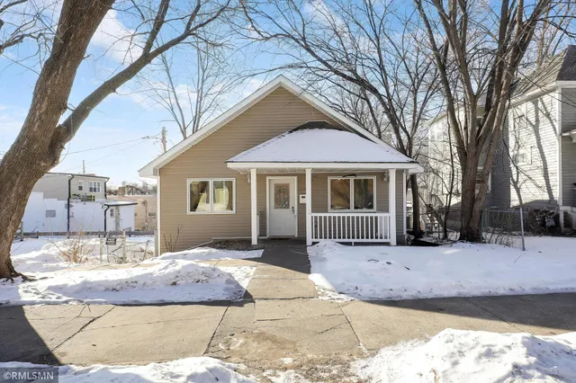 $329,900 | 624 Cook Avenue, St. Paul, MN 55130