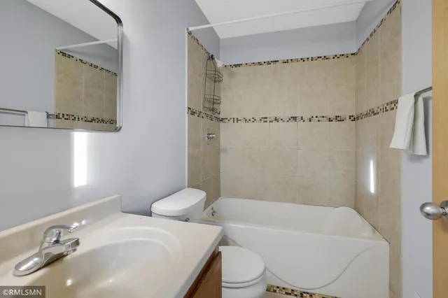 $329,900 | 624 Cook Avenue, St. Paul, MN 55130