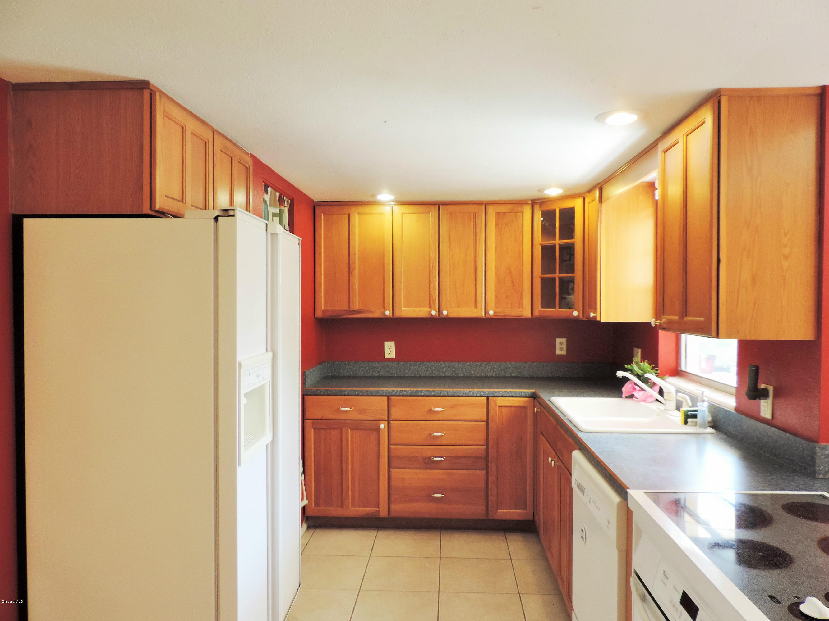 921 Jefferson Road Rockledge, FL 32955 - Photo 3 of 21 kitchen1