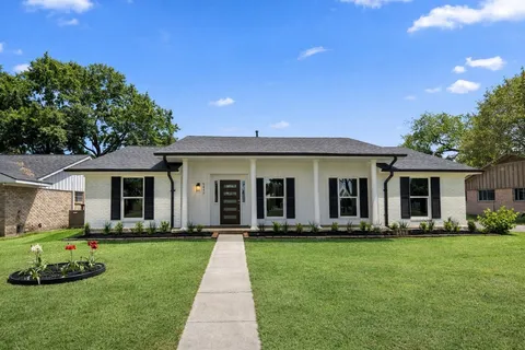 $540,000 | 5447 Darnell Street, Houston, TX 77096