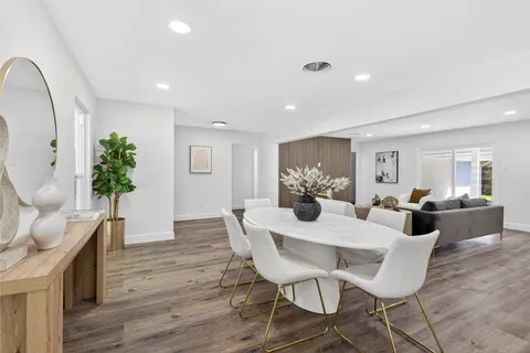 $540,000 | 5447 Darnell Street, Houston, TX 77096