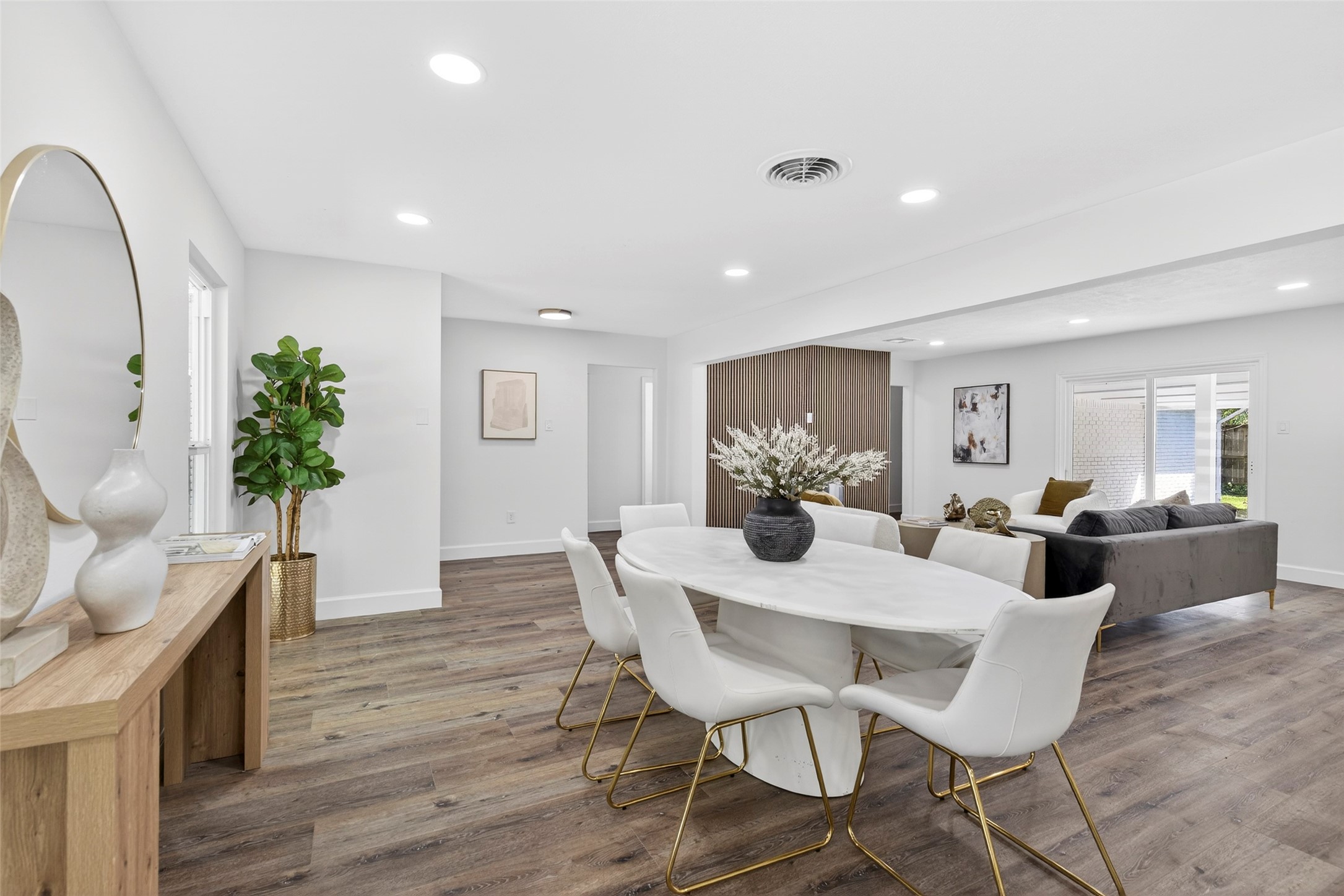 5447 Darnell Street Houston, TX 77096 - Photo 13 of 41