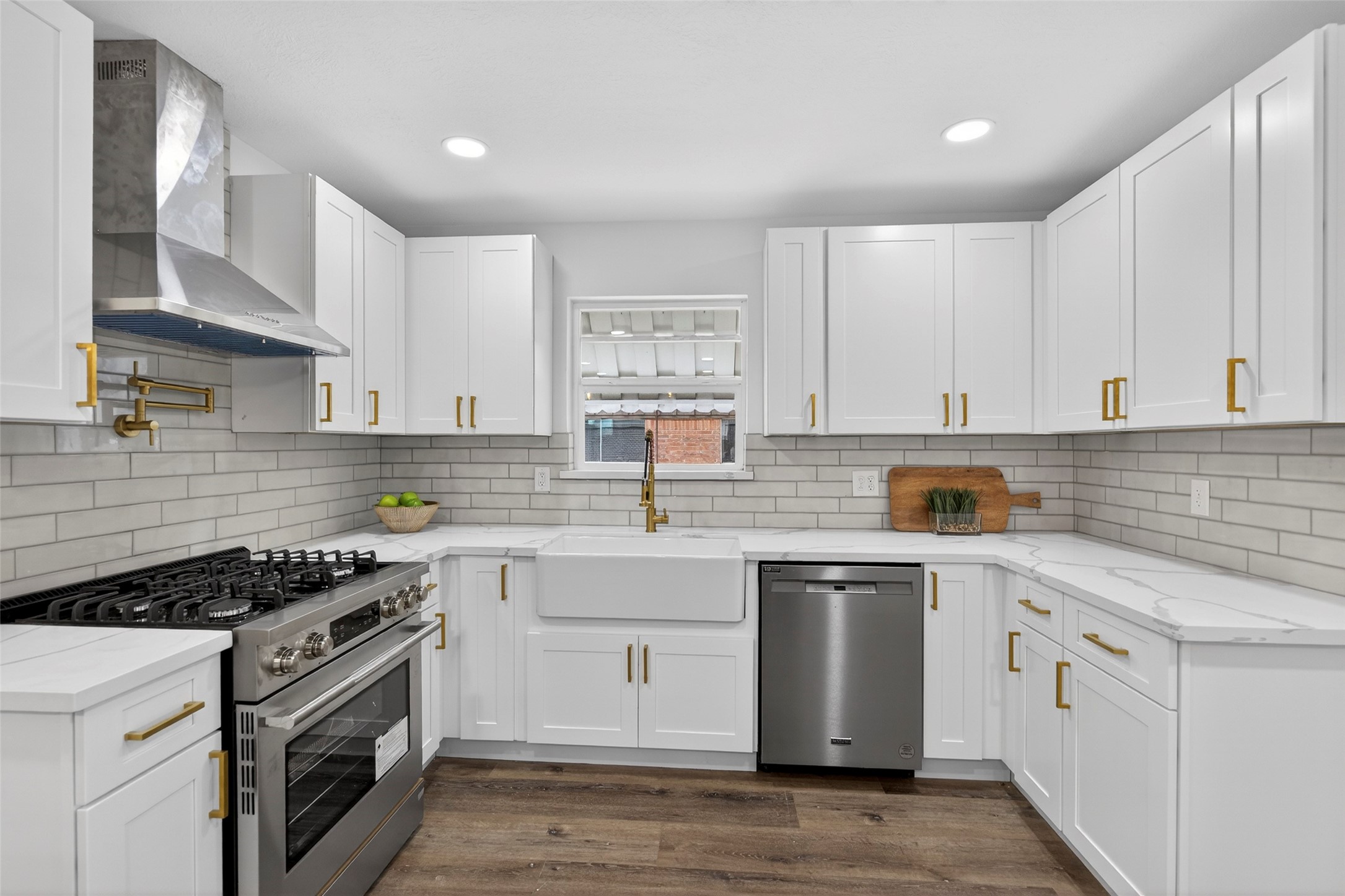 5447 Darnell Street Houston, TX 77096 - Photo 19 of 41