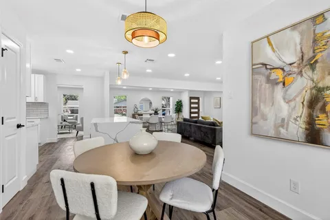 $540,000 | 5447 Darnell Street, Houston, TX 77096