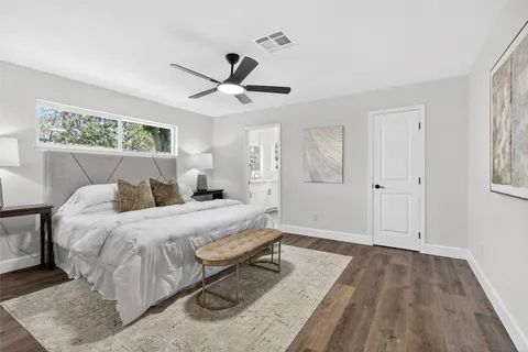 $540,000 | 5447 Darnell Street, Houston, TX 77096