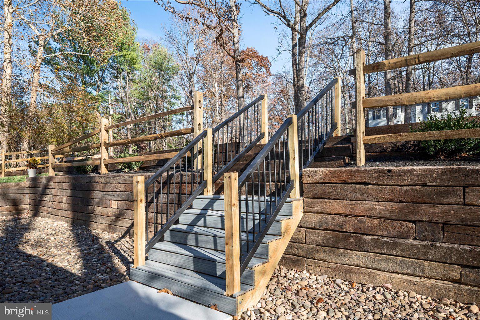 440 Redbud Lane Bluemont, VA 20135 - Photo 4 of 53