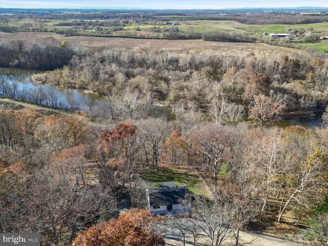 $2,550 | 440 Redbud Lane, Bluemont, VA 20135