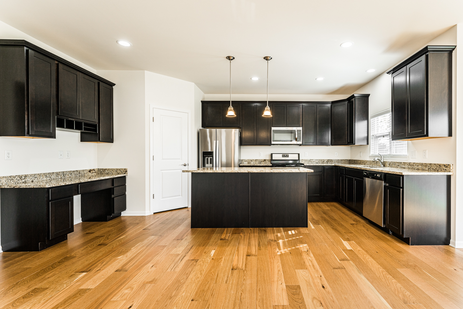 1145 Bailey Road Sycamore, IL 60178 - Photo 6 of 47 Gallery Image 6