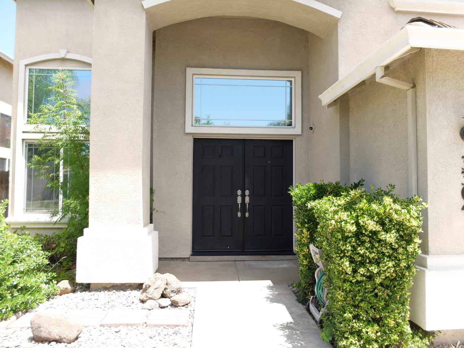 3304 Cardinal Flower Avenue Modesto, CA 95355 - Photo 4 of 48