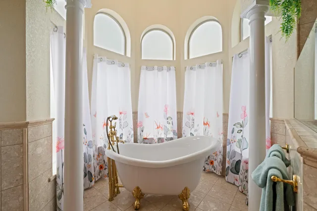 $725,000 | 2615 Masters Boulevard, Navarre, FL 32566