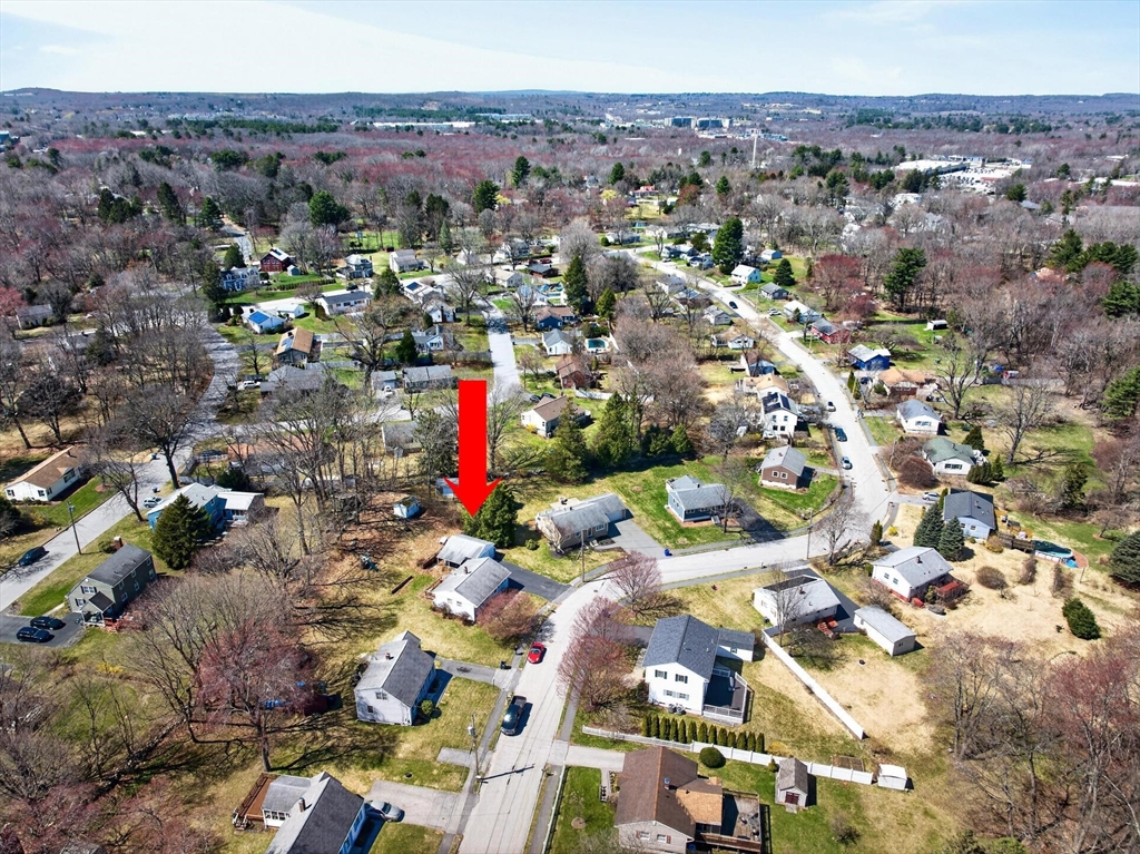 27 Robin Road Westborough, MA 01581 - Photo 18 of 23