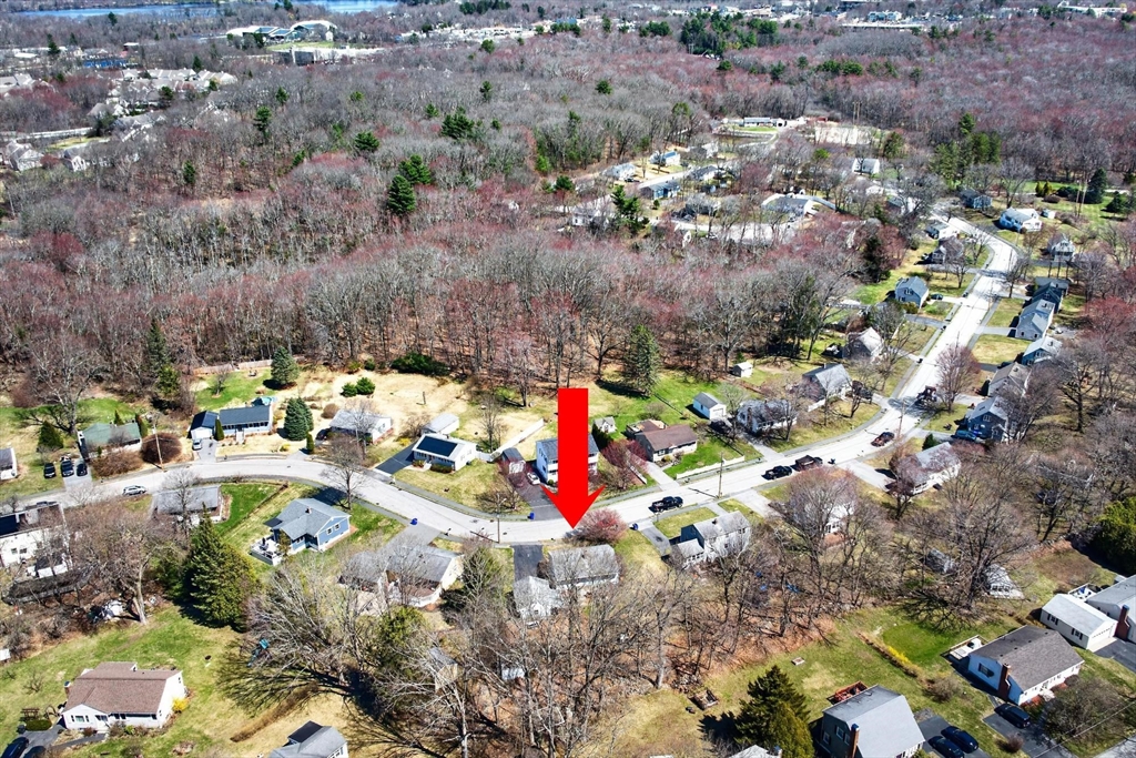 27 Robin Road Westborough, MA 01581 - Photo 20 of 23