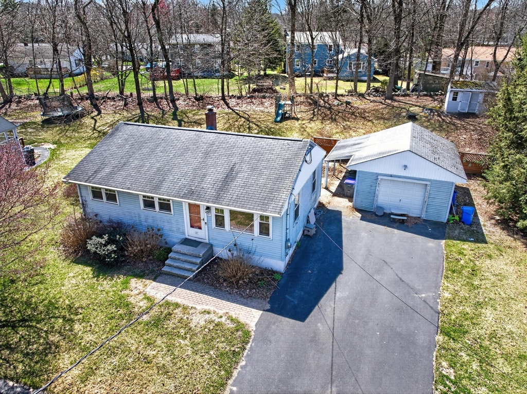 27 Robin Road Westborough, MA 01581 - Photo 21 of 23