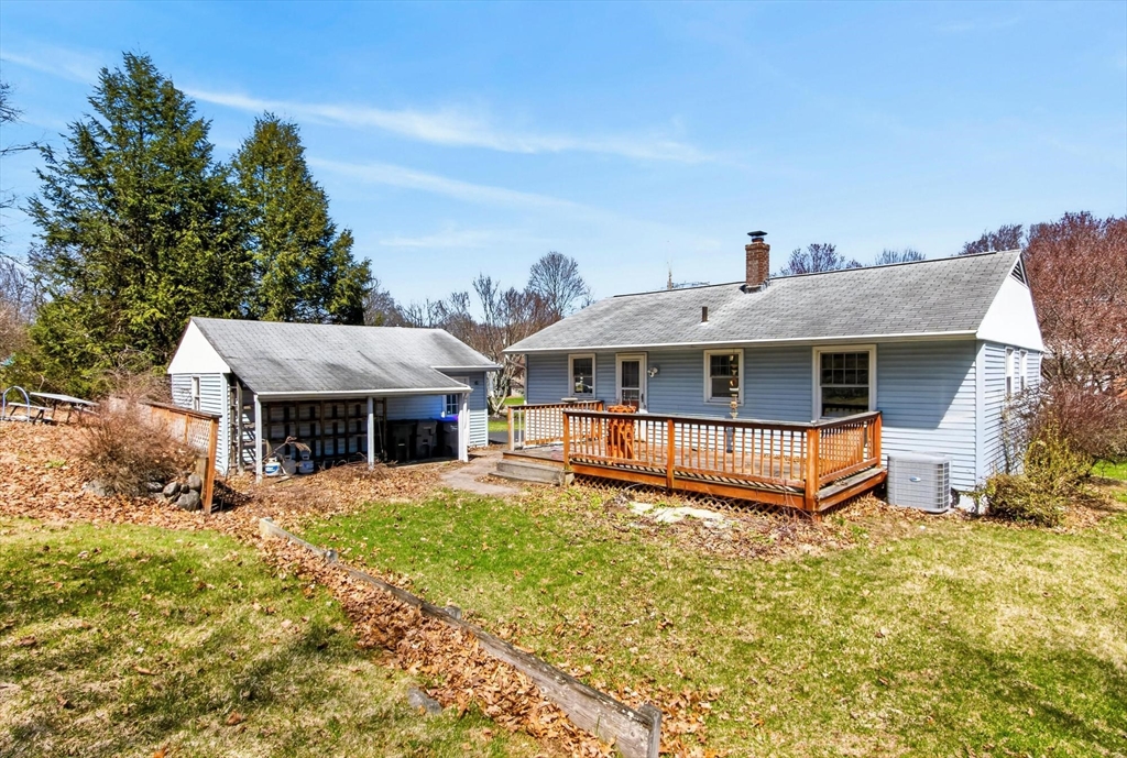 27 Robin Road Westborough, MA 01581 - Photo 3 of 23