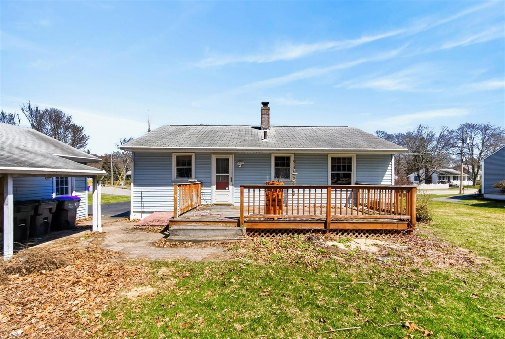 27 Robin Road Westborough, MA 01581 - Photo 6 of 23