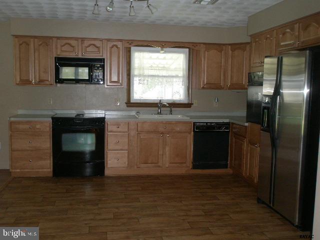 5043 East Prospect Road York, PA 17406 - Photo 7 of 31 Gallery Image 7