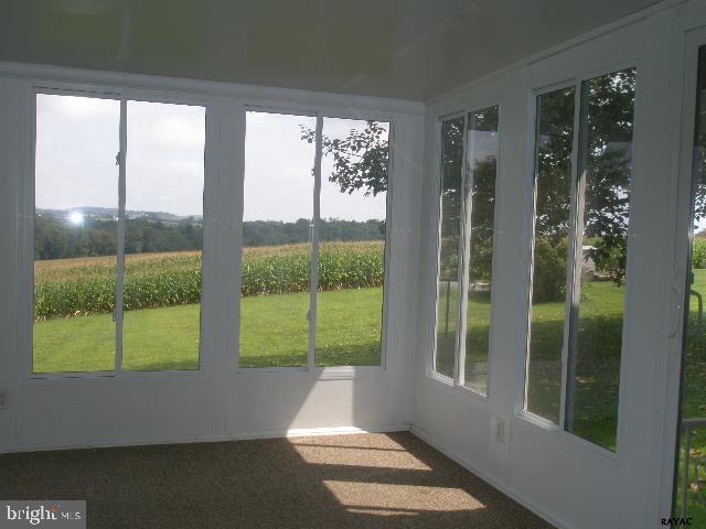 5043 East Prospect Road York, PA 17406 - Photo 9 of 31 Gallery Image 9