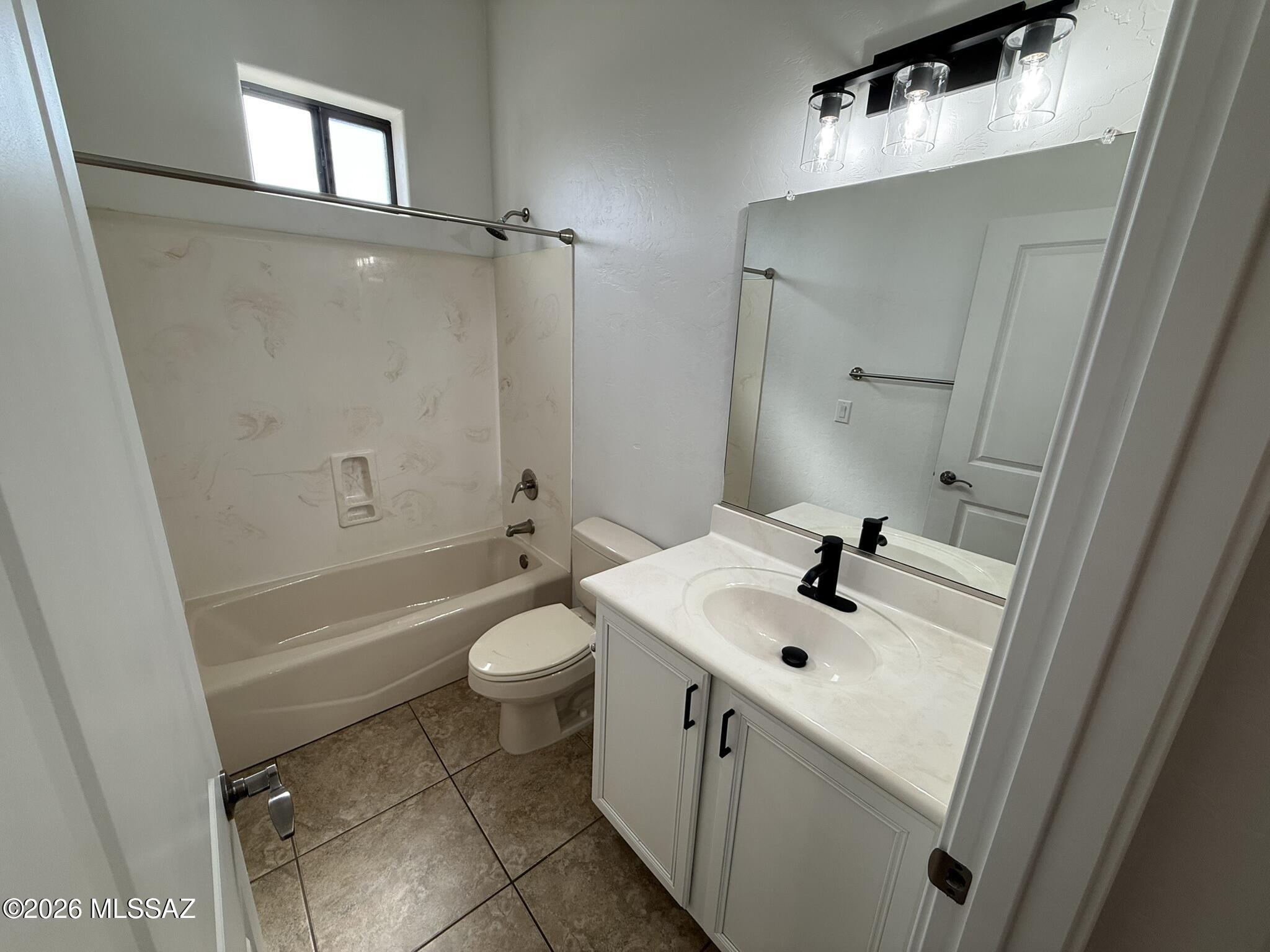 2028 East River Road, Unit 203 Tucson, AZ 85718 - Photo 16 of 36