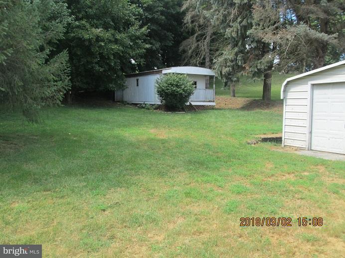 1788 Hanover Road Spring Grove, PA 17362 - Photo 5 of 17 Gallery Image 5