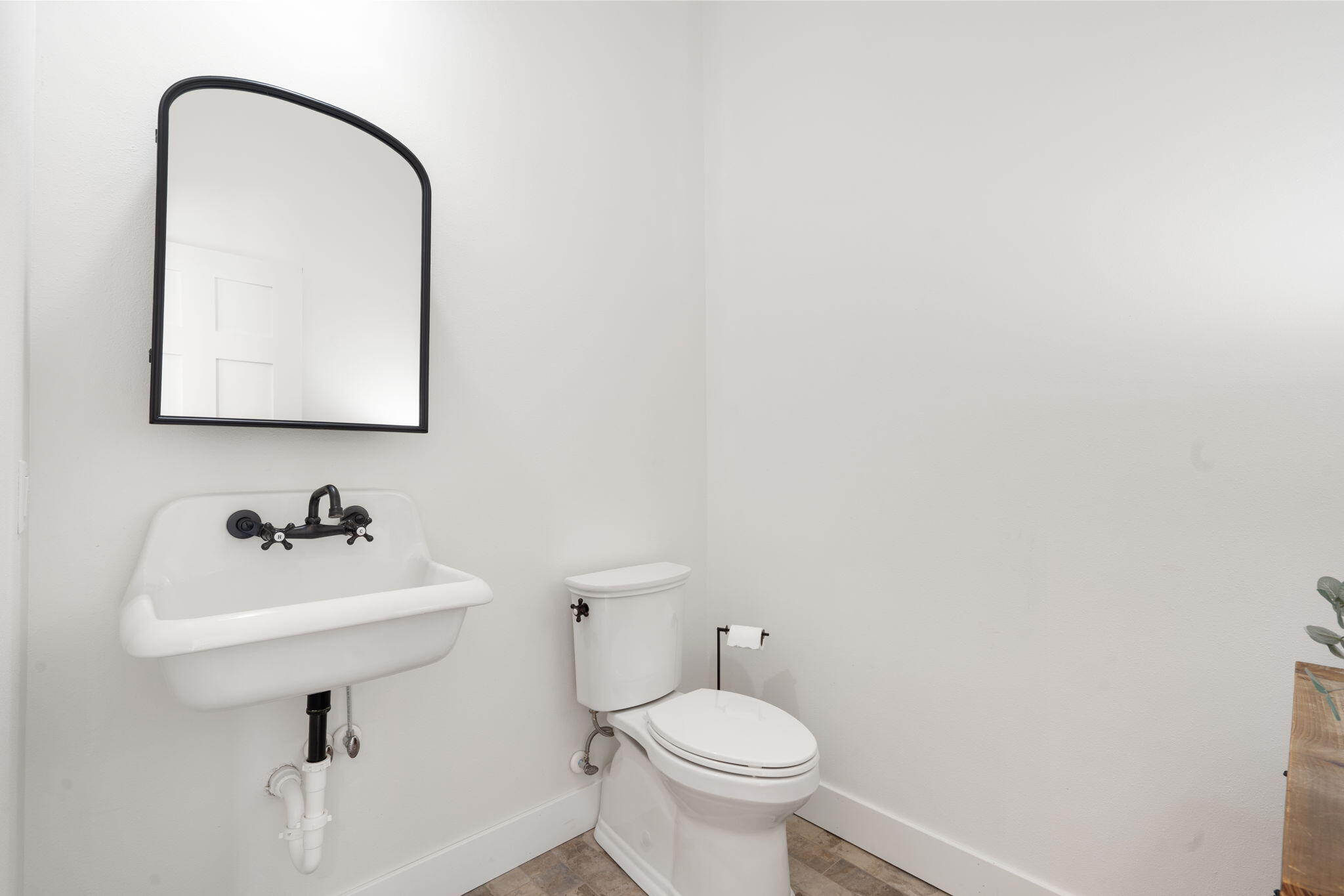 893 Hidden Springs Lane Reeds Spring, MO 65737 - Photo 37 of 83 893-Hidden-Springs-Ln-Powder-Room