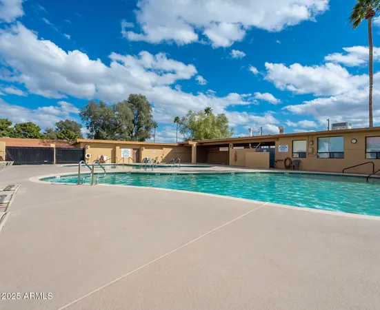 $194,500 | 425 South Parkcrest, Unit 322, Mesa, AZ 85206