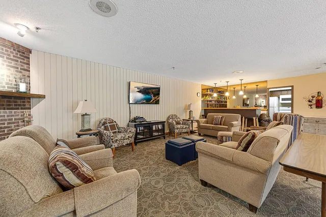 $149,000 | 9700 Portland Avenue South, Unit 237, Bloomington, MN 55420