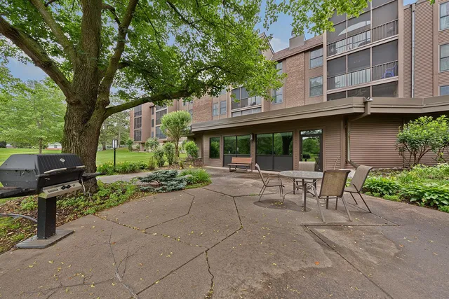 $149,000 | 9700 Portland Avenue South, Unit 237, Bloomington, MN 55420