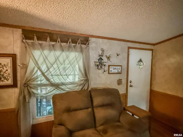 $85,000 | 325 East Webster Street, Herrin, IL 62948