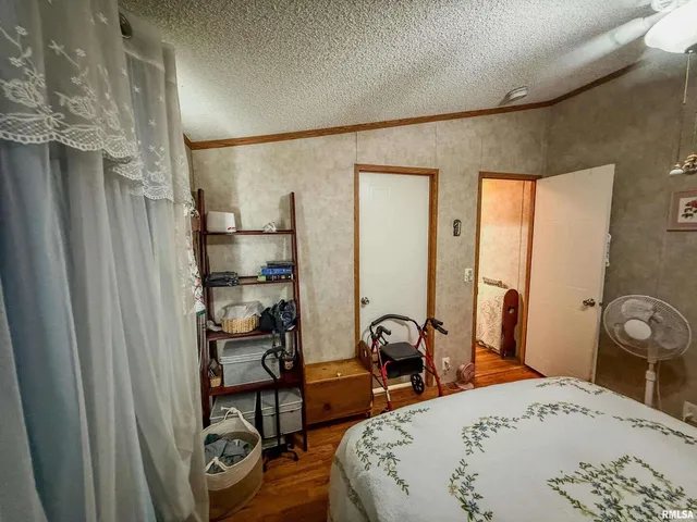 $85,000 | 325 East Webster Street, Herrin, IL 62948