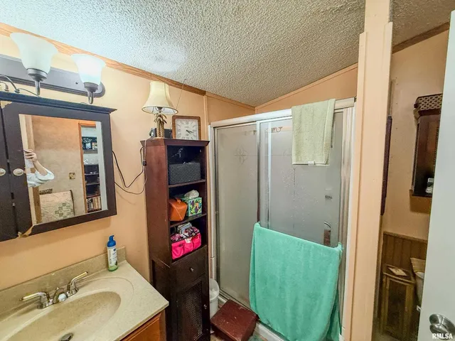 $85,000 | 325 East Webster Street, Herrin, IL 62948