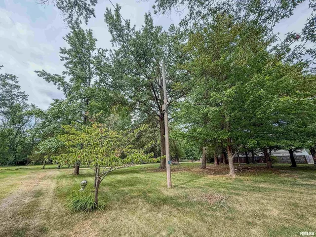 $85,000 | 325 East Webster Street, Herrin, IL 62948