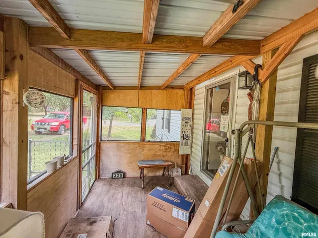 $85,000 | 325 East Webster Street, Herrin, IL 62948