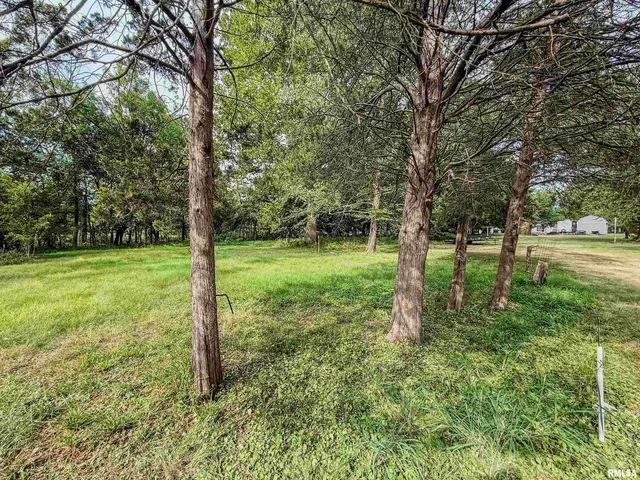 $85,000 | 325 East Webster Street, Herrin, IL 62948