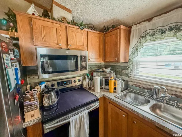 $85,000 | 325 East Webster Street, Herrin, IL 62948